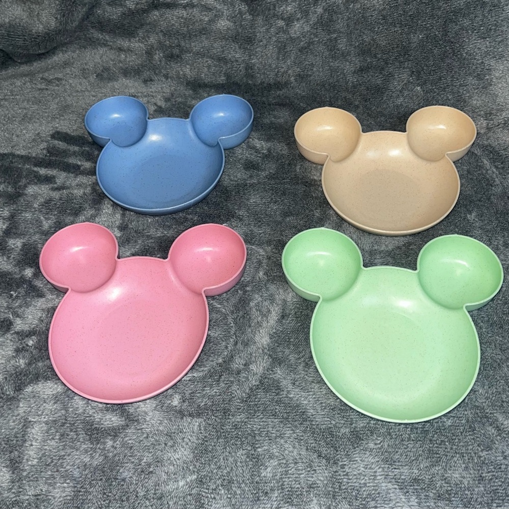 4 Mickey Mouse Divided Plates Head & Ears Shaped Plastic